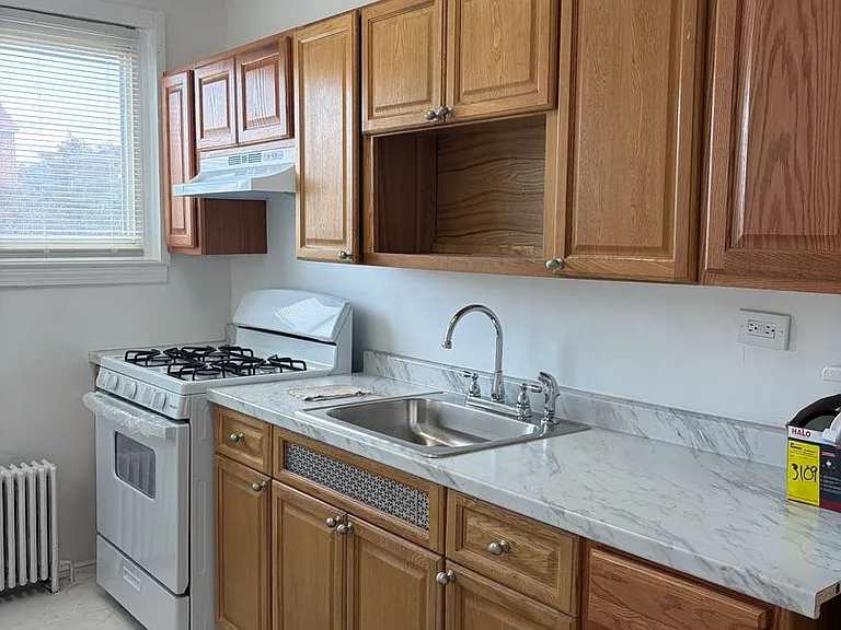 7925 Cedarbrook Avenue — Photo 6