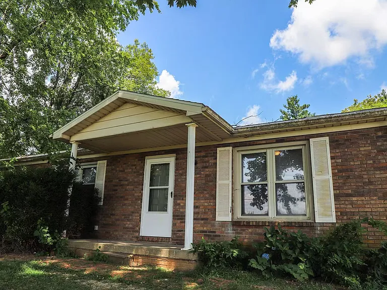 8566 Vann Rd — Photo 1