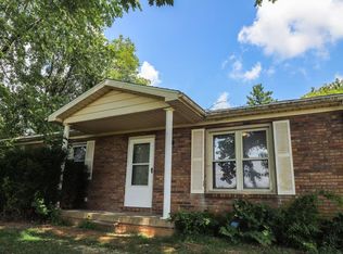 8566 Vann Rd, Newburgh, IN 47630