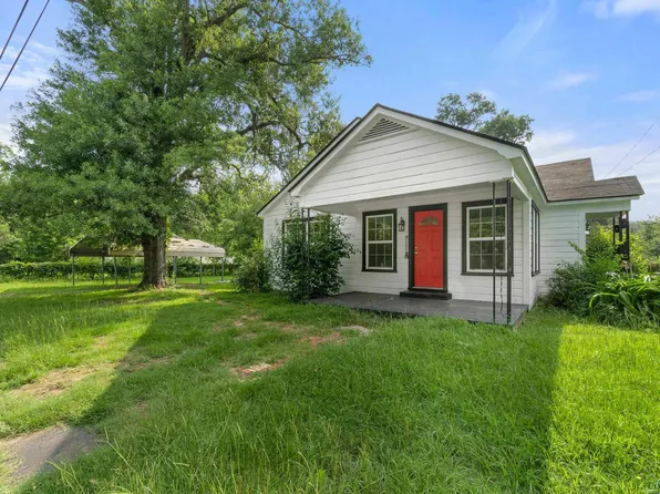 801 Harmon Dr, Longview, TX 75602