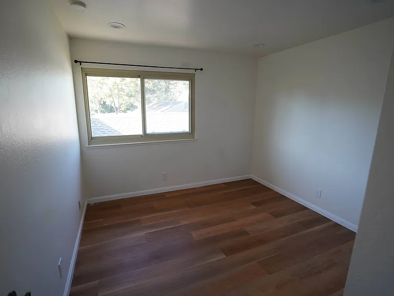 2396 Shoreside Ct — Photo 16