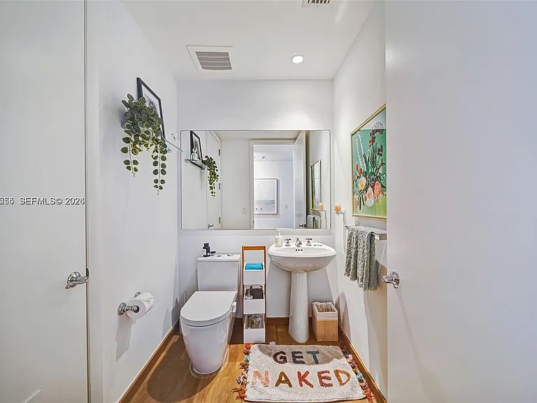 100 S Pointe Dr #1608 — Photo 16