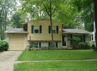2536 Cherry Hill Rd, Toledo, OH 43615