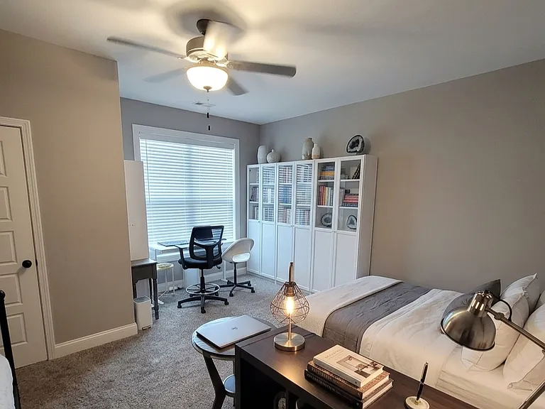 331 Rolling Acres Dr — Photo 11