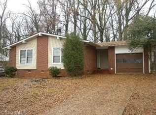 4003 Saint Patrick Dr, Greensboro, NC 27406