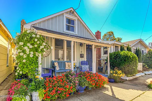 77 Abbott Ave #REAR Photo 1