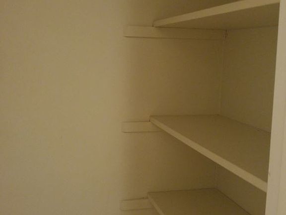 3rd image of 611 N Tremain St