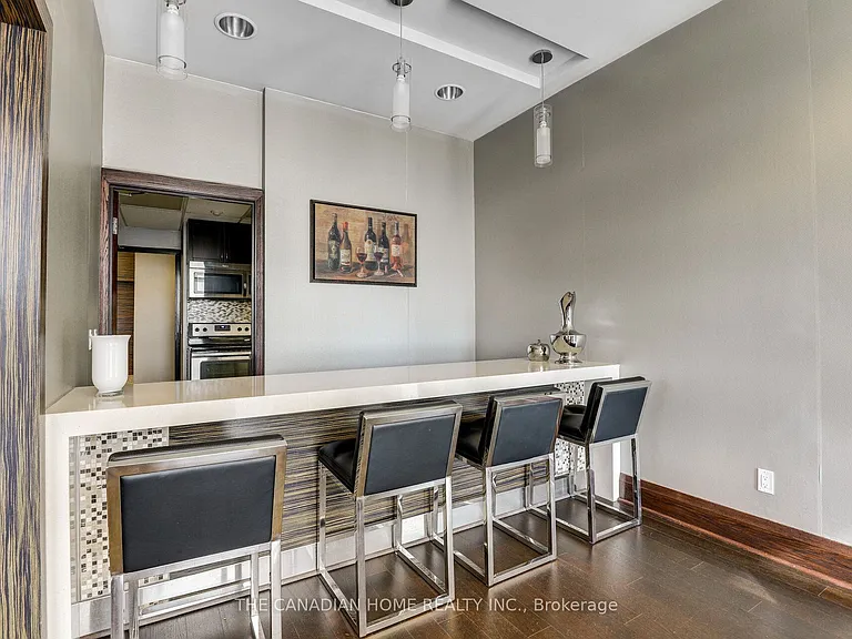 339 Rathburn Rd W #212 — Photo 33