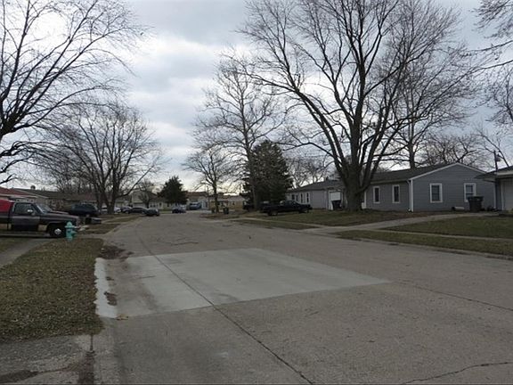 4th image of 3455 N Lynhurst Dr