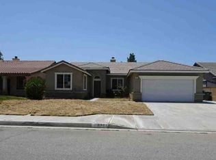 6304 Starview Dr, Lancaster, CA 93536