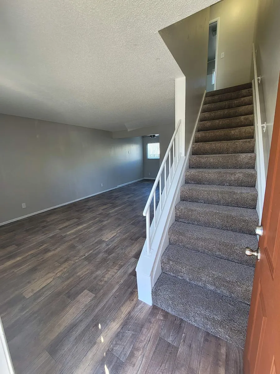 Building Photo - Harvard Court Townhomes