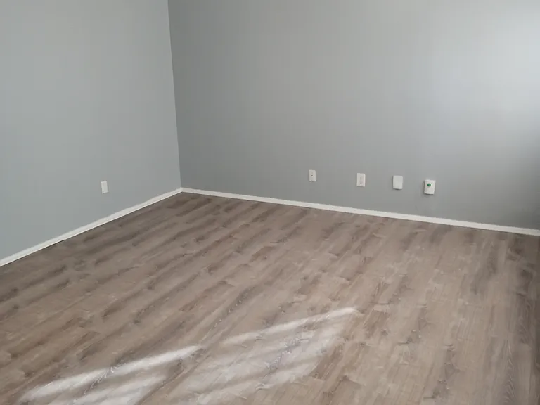 2716 Carson Ave — Photo 3