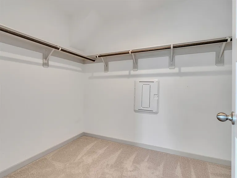 8003 Black Forest Ln — Photo 31