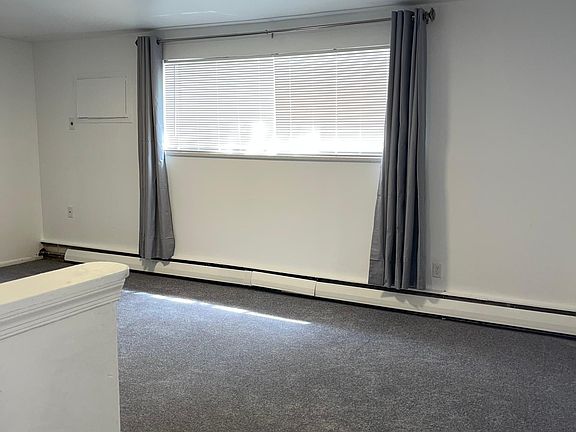 3rd image of 120 Saint Charles St APT 3