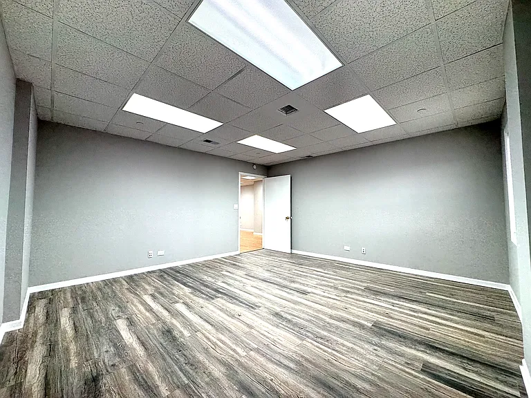 9856 Derby Ln #2 — Photo 18
