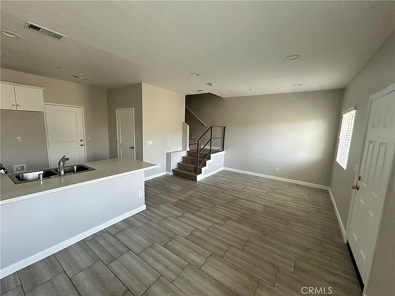 13665 Arrow Blvd #6 — Photo 41
