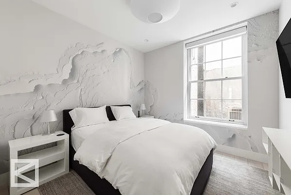 Sold by Douglas Elliman | media 14