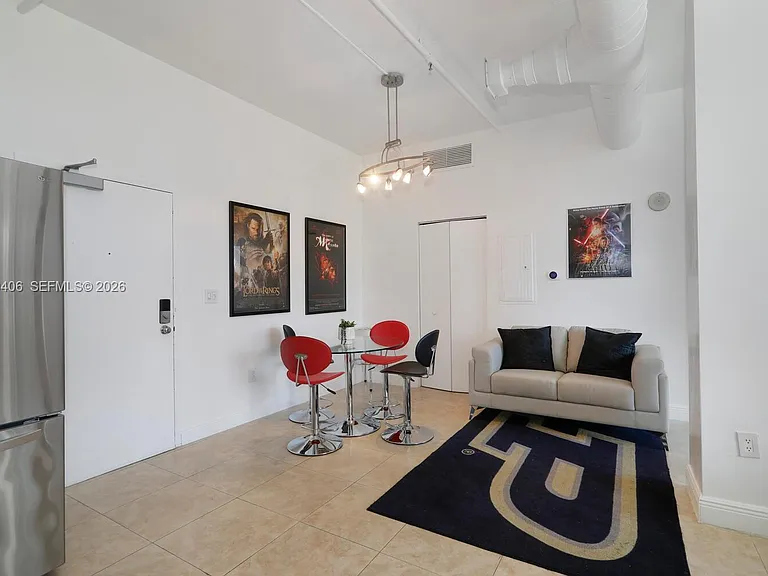 444 NE 30th St #502 — Photo 8