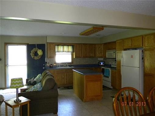 5th image of 1522 S 87th St
