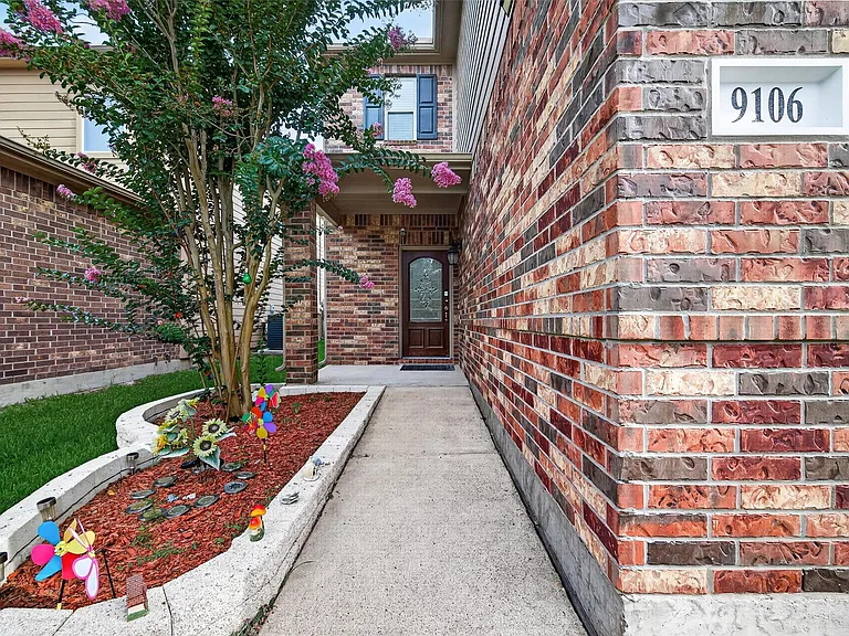9106 Fuqua Breeze Dr — Photo 5