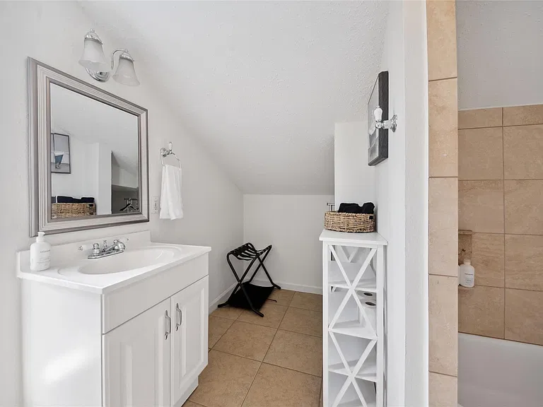 1105 Tulane St #B — Photo 18