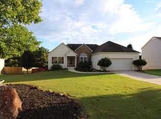 516 Carriage Dr, Bethlehem, GA 30620