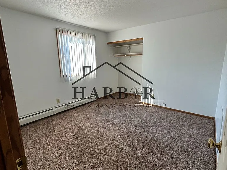 110 2nd Ave SE #103 — Photo 3