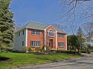 19 Birch Rd, Lynnfield, MA 01940