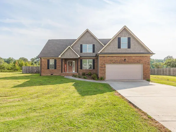 11 Hudson Bend Dr, Rock Spring, GA 30739