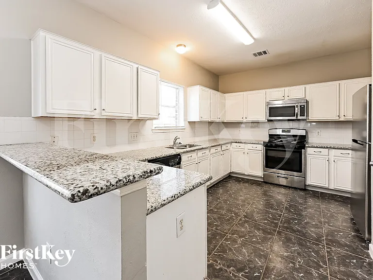 3117 Bay Creek Dr — Photo 6