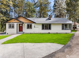 1362 Carr Boulevard, Bremerton, WA 98312