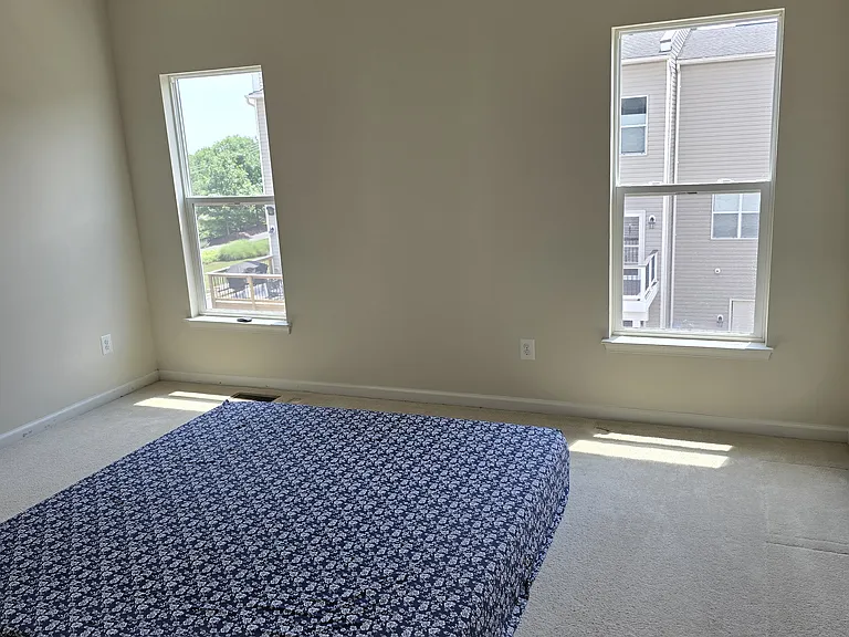 21043 Ashburn Heights Dr — Photo 26