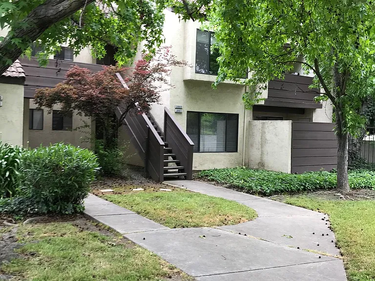 3991 Milton Ter — Photo 3