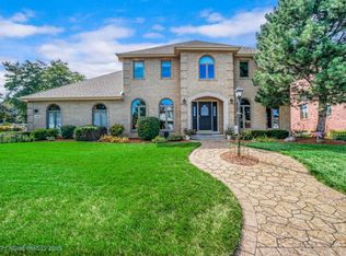 14880 Landings Ln, Oak Forest, IL