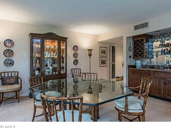 3rd image of 5970 Pelican Bay Blvd APT 525