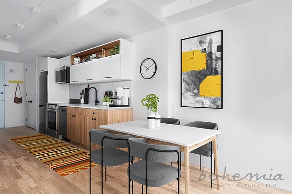 Rented by Bohemia Realty Group | media 60