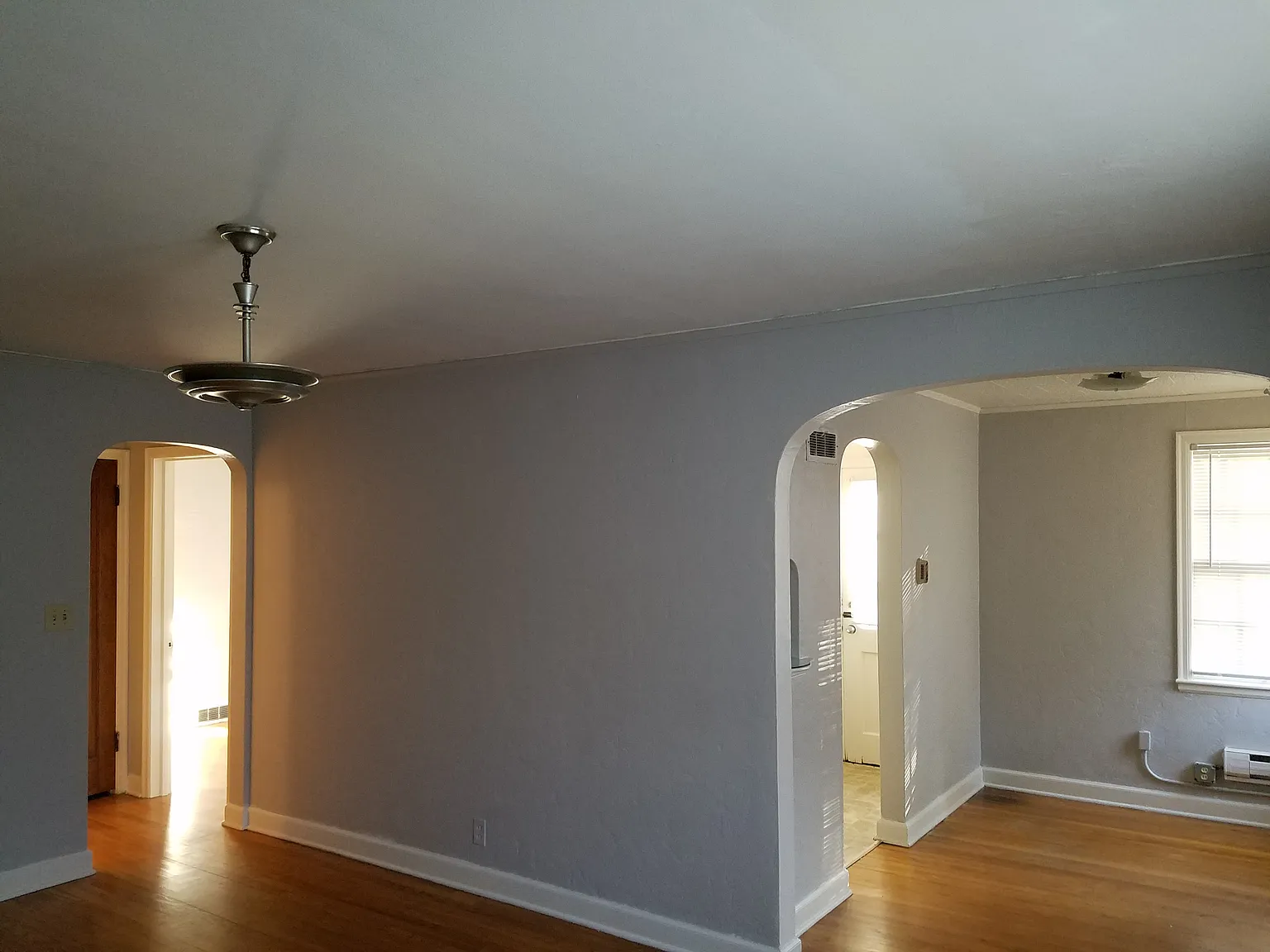 3022 S 17th St — Photo 2