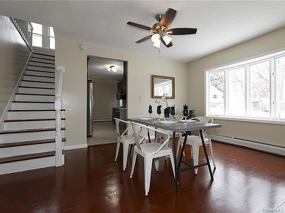 4th image of 4 Lyndale Ave