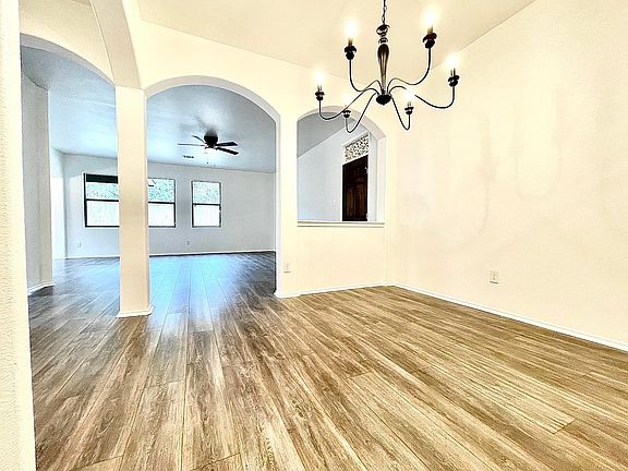 4th image of 1808 Paseo Verde Dr