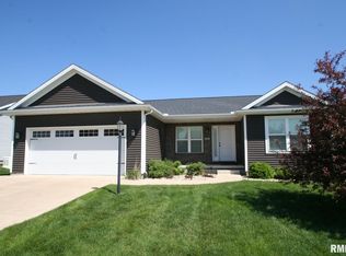 1515 Calvin Dr, Washington, IL 61571