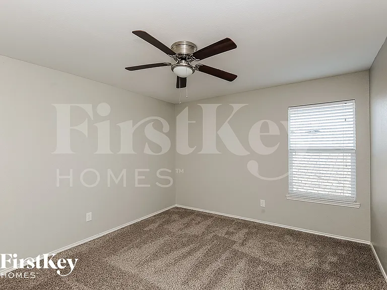4516 Mountain Oak St — Photo 11