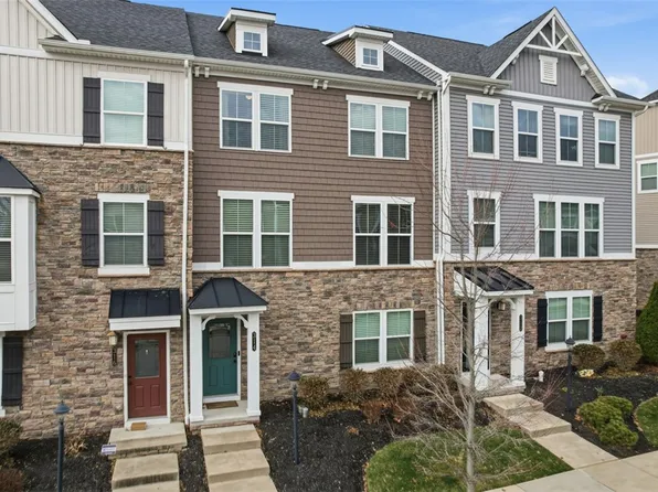 314 Cross Creek Dr, Cranberry Township, PA 16066