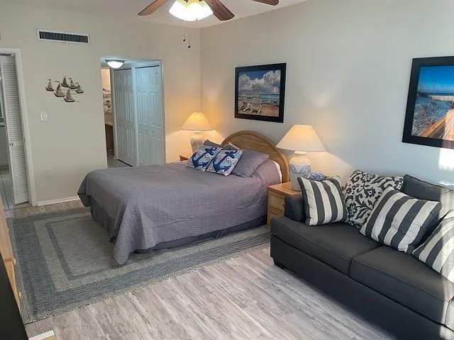 17920 Gulf Blvd #102 — Photo 13