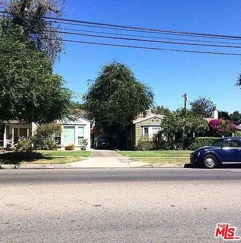 1st image of 12207 Moorpark St