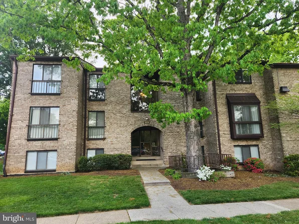 2010 Colts Neck Rd APT 2B, Reston, VA 20191
