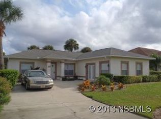 25 Richmond Dr, New Smyrna Beach, FL 32169