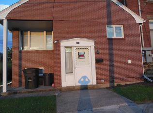250 Green St APT 2, California, PA 15419