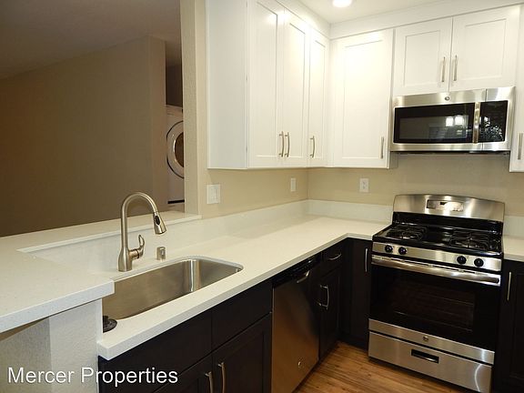 3rd image of 3334 31st St
