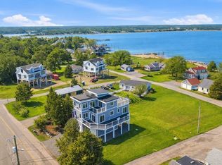 1 Starboard Way, Mattapoisett, MA 02739
