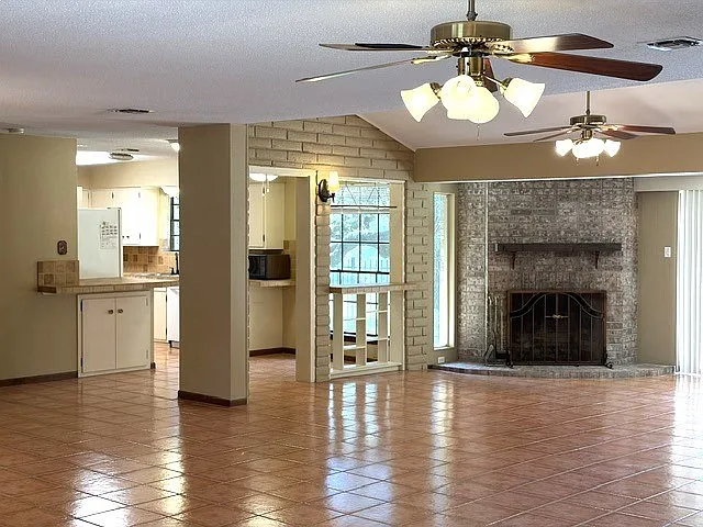 531 Fairway Ct — Photo 5